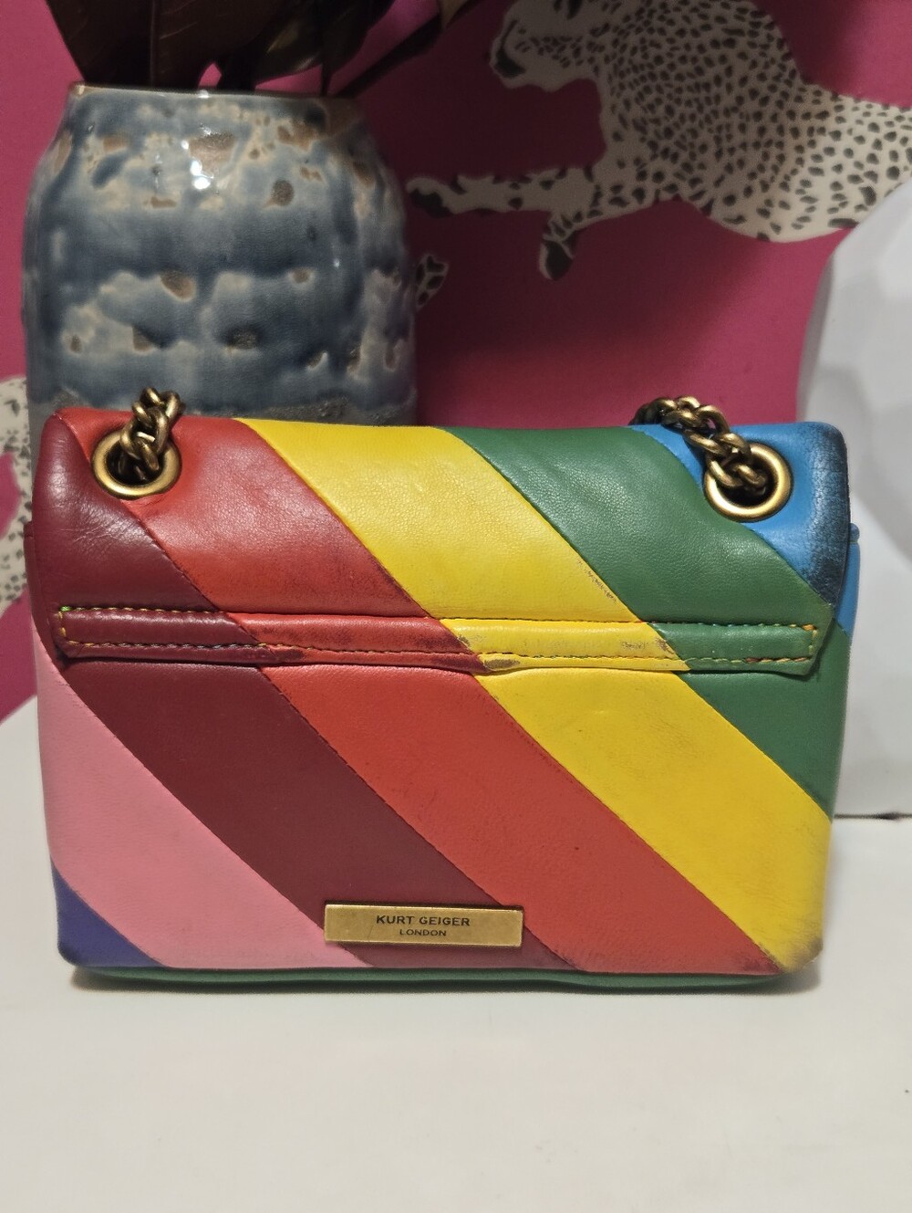 Kurt Geiger Kensigton Mini Leather Chain Shoulder Bag - Picture 5 of 14